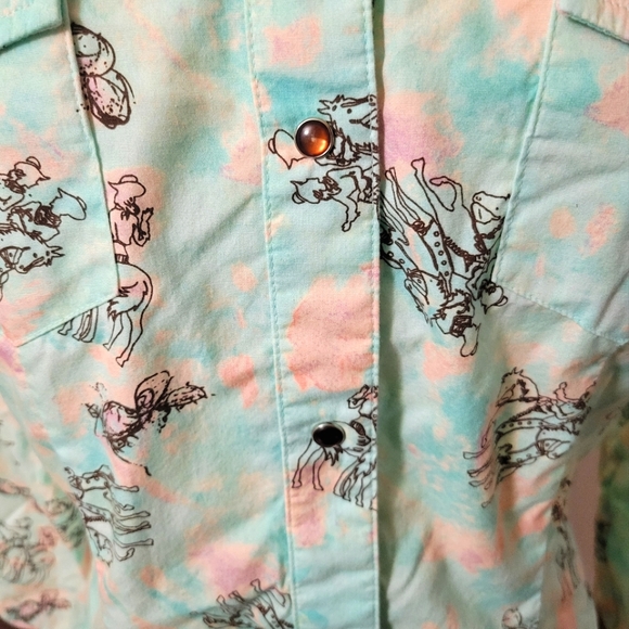 Shyanne Women's Western Snap Button Down Shirt size Small - Picture 7 of 10